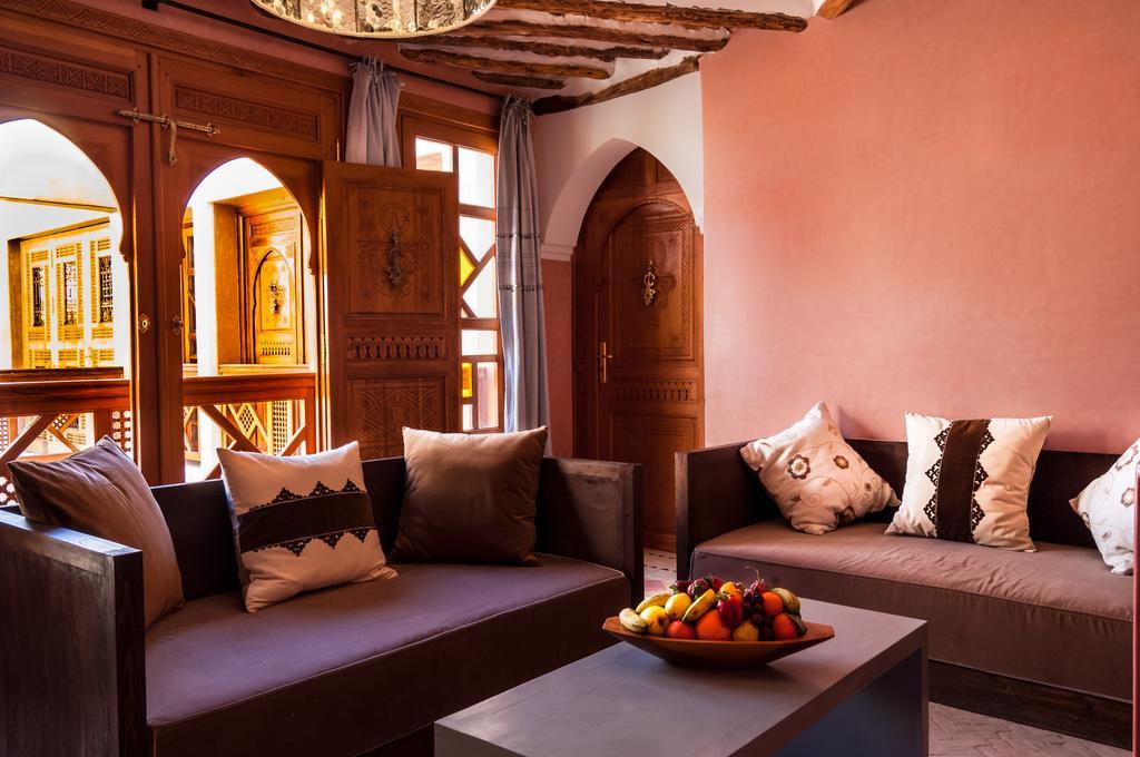 Riad Tigmi Kenza Тизнит Экстерьер фото